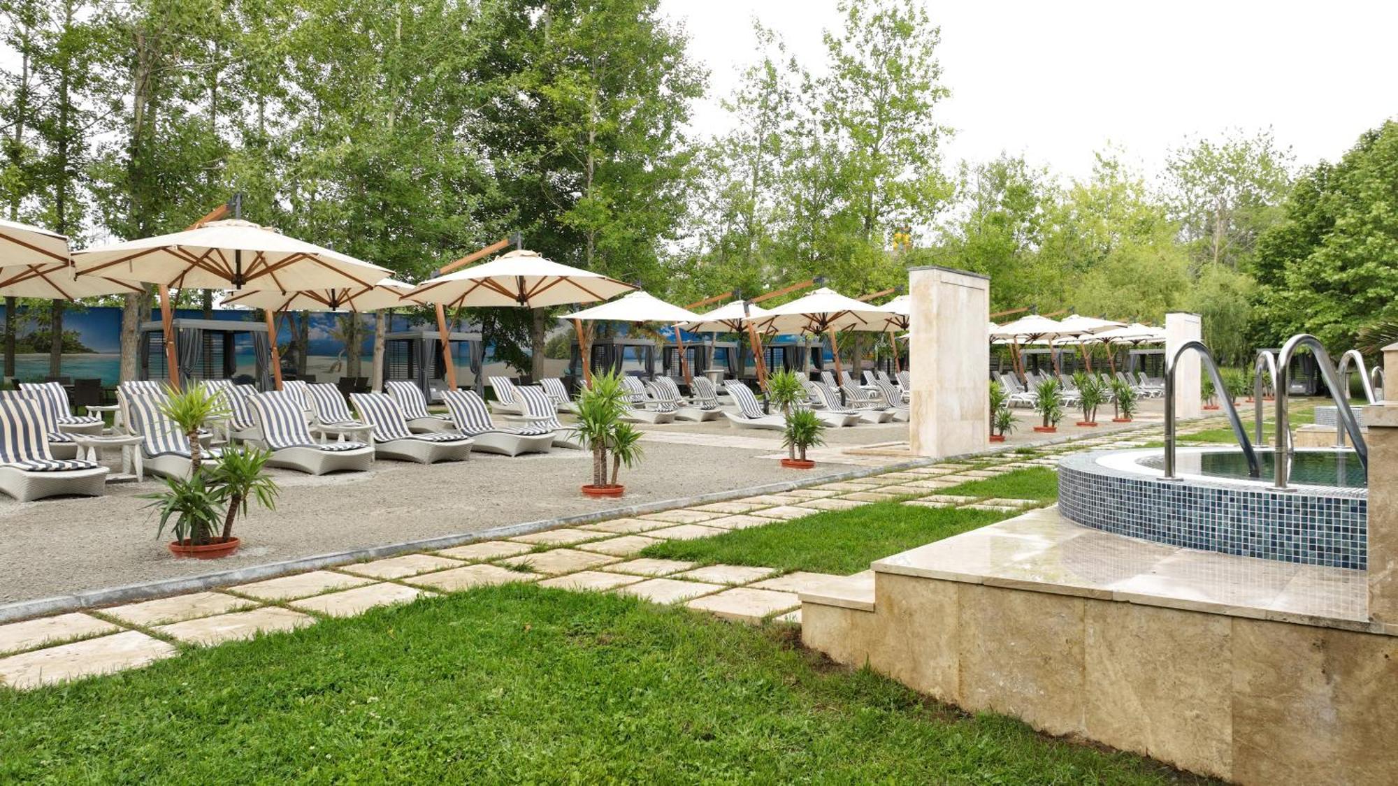 Multi Grand Pharaon Hotel Ptghni Ngoại thất bức ảnh