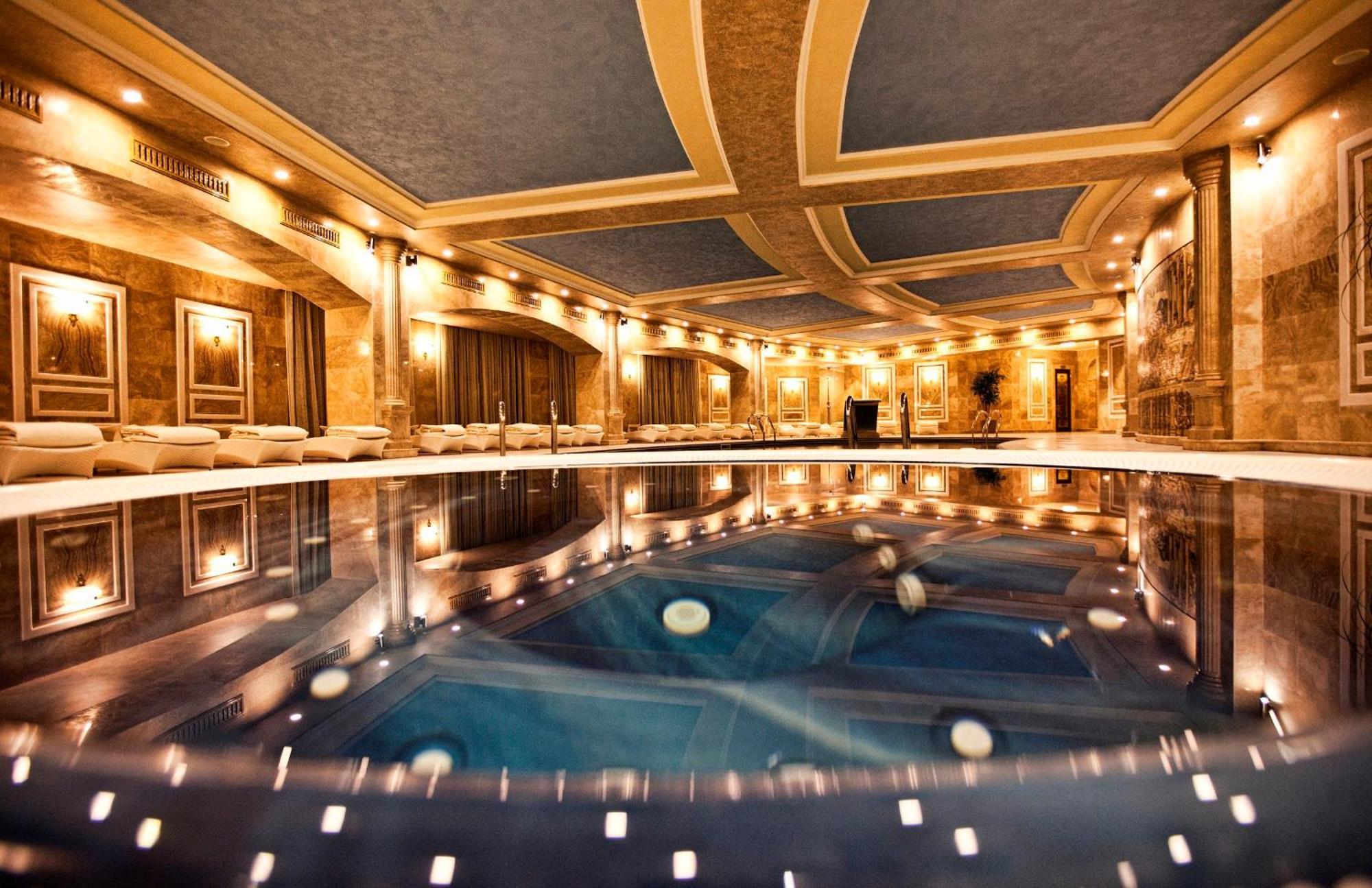 Multi Grand Pharaon Hotel Ptghni Ngoại thất bức ảnh