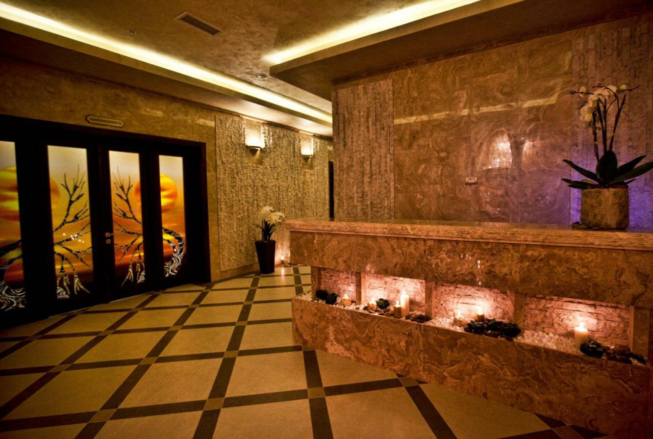 Multi Grand Pharaon Hotel Ptghni Ngoại thất bức ảnh