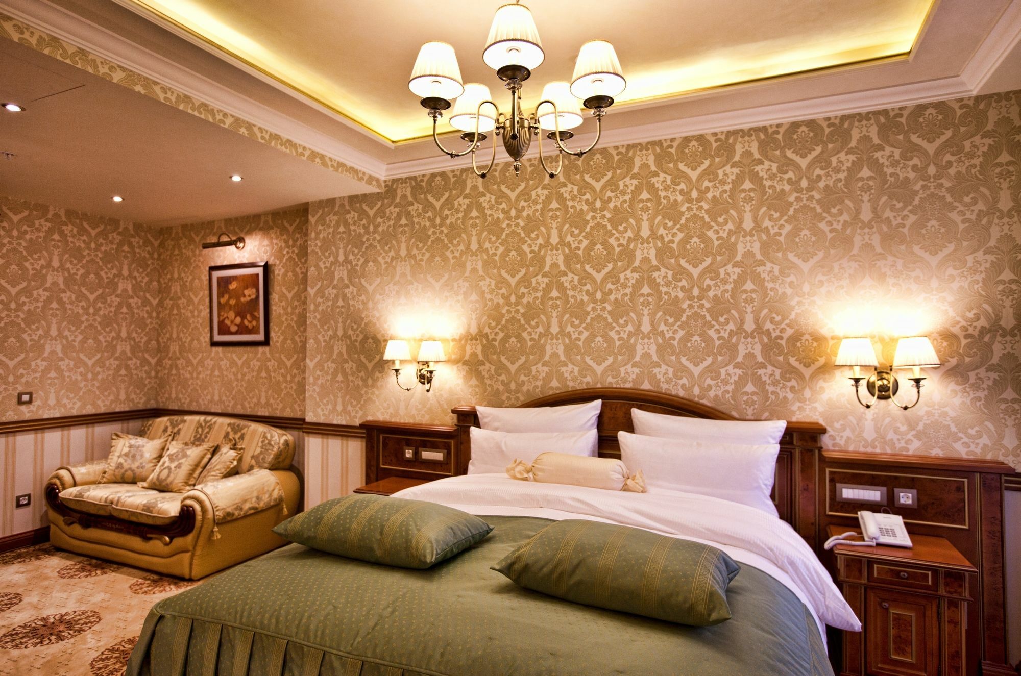 Multi Grand Pharaon Hotel Ptghni Ngoại thất bức ảnh
